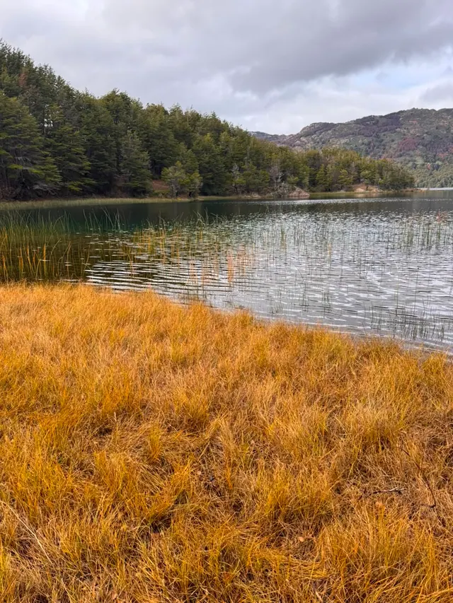 Vista al Lago Alto y a las Puntas del Castillo